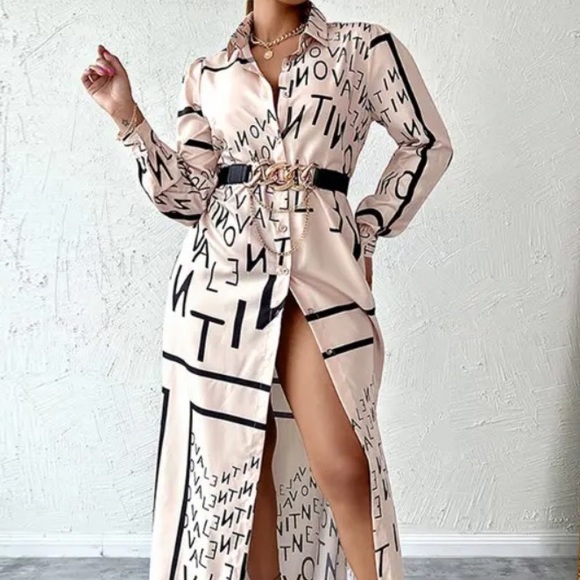 New, Women’s Elegant Apricot Colored Lavishly Paris Maxi Dress. - Picture 3 of 12